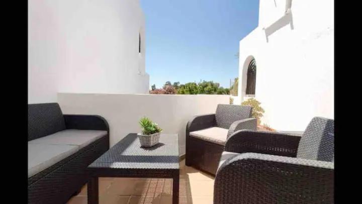Ferienwohnung Urb Jardines De Sotogrande Duplex, 120 M2 Exterior foto