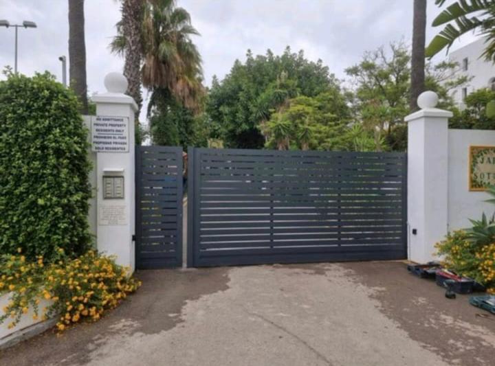 Ferienwohnung Urb Jardines De Sotogrande Duplex, 120 M2 Exterior foto